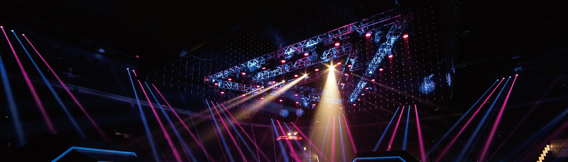 ����ɳ�͵羺